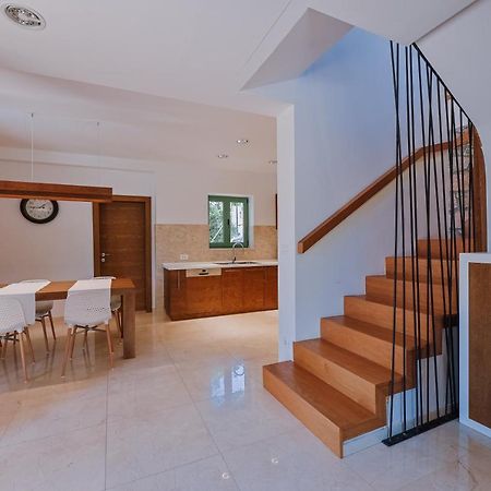 Vila Stala Malinska Esterno foto